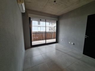 Foto 11 de Departamento en 2 amb c/cochera muy amplio Tigre Centro (apto crédito)