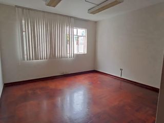 Foto 14 de Alquiler Casa para oficina en San Isidro