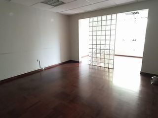 Foto 11 de Alquiler Casa para oficina en San Isidro