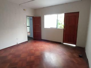 Foto 6 de Alquiler Casa para oficina en San Isidro