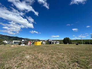 Foto 16 de VENTA LOTE 1700 M2 EN COUNTRY ALTOS DE CARLOS PAZ