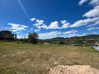 Foto 8 de VENTA LOTE 1700 M2 EN COUNTRY ALTOS DE CARLOS PAZ