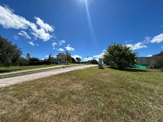 Foto 1 de VENTA LOTE 1700 M2 EN COUNTRY ALTOS DE CARLOS PAZ