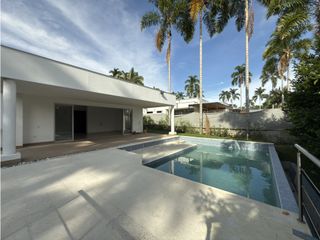 Foto 2 de Venta, Renta de Casa Campestre en Cerritos con Piscina ¡Negocia Hoy!