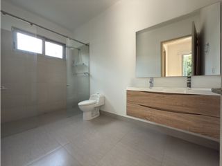 Foto 15 de Venta, Renta de Casa Campestre en Cerritos con Piscina ¡Negocia Hoy!