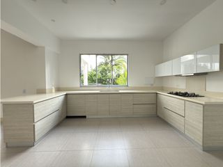 Foto 6 de Venta, Renta de Casa Campestre en Cerritos con Piscina ¡Negocia Hoy!