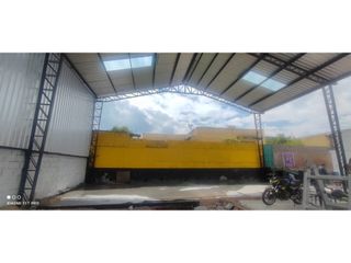 Foto 8 de Valle de Los Chillos, Galpón en Renta, 126m2, 1 Ambiente