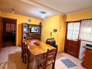 Foto 5 de Re/Max Vende casa en General Roca