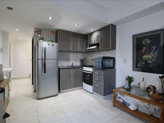 Foto 3 de Venta PH 2 ambientes con Patio en Liniers