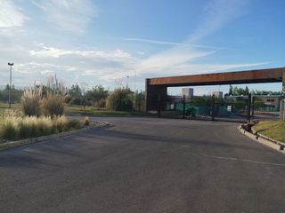 Foto 6 de LOTE EN BARRIO PRIVADO - MAIPÚ