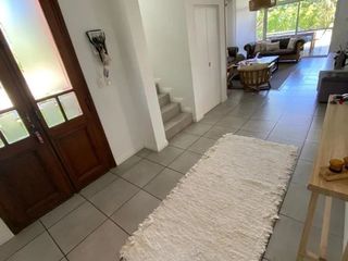 Foto 20 de Casa en venta 4 amb  en Los Sauces con pileta
