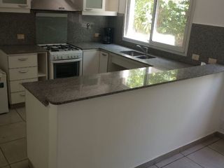 Foto 41 de Casa en venta 4 amb  en Los Sauces con pileta
