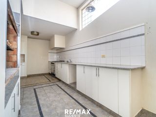 Foto 21 de VENTA CASA DE ALTO - PLENO CENTRO
