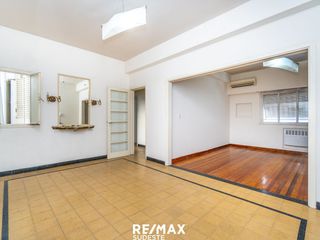 Foto 5 de VENTA CASA DE ALTO - PLENO CENTRO