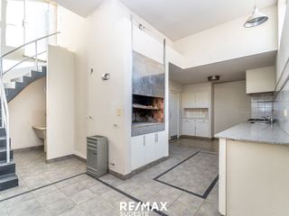 Foto 22 de VENTA CASA DE ALTO - PLENO CENTRO