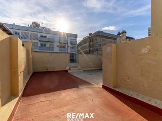 Foto 32 de VENTA CASA DE ALTO - PLENO CENTRO