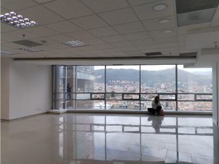 Foto 5 de OFICINA EN ARRIEDNDO BOGOTA NORTE PARALELO 108 AUTOPISTA TRANSMILENIO