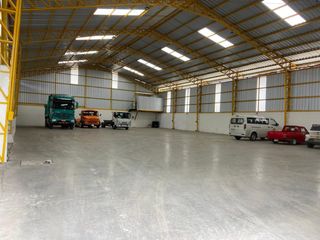 Foto 4 de Renta Nave Industrial de 890 m² con Oficinas y Patio de Maniobras – Cuenca