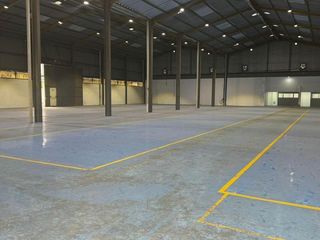 Foto 7 de RENTO Galpon en Complejo de Bodegas - Carapungo - Norte de Quito - Panamericana