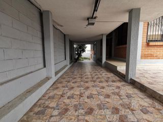 Foto 2 de Casa en Arriendo 400m2 uso Comercial o Residencial Quito Ecuador