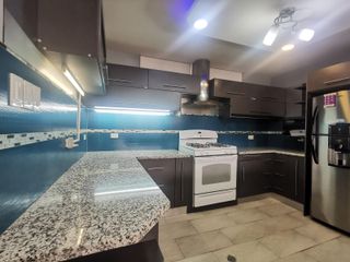 Foto 10 de Casa en Arriendo 400m2 uso Comercial o Residencial Quito Ecuador