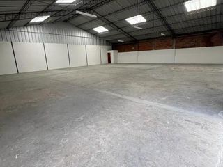 Foto 1 de RENTO Galpon - Norte de Quito - Complejo de Bodegas -  Sector Condado