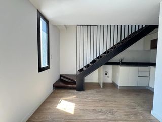 Foto 7 de Alquiler - departamento tipo duplex de un dormitorio a metros de Bv. Oroño