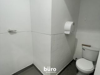 Foto 8 de LOCAL COMERCIAL A LA VENTA  EN SAN ISIDRO EN ZONA DE ALTO TRÁNSITO