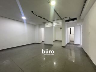 Foto 7 de LOCAL COMERCIAL A LA VENTA  EN SAN ISIDRO EN ZONA DE ALTO TRÁNSITO