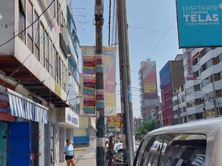Foto 31 de Local Comercial a la Venta en Gamarra, Ubicación Comercial!