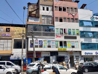 Foto 2 de Local Comercial a la Venta en Gamarra, Ubicación Comercial!