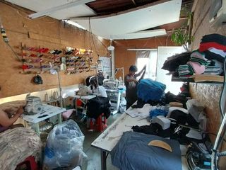 Foto 4 de Local Comercial a la Venta en Gamarra, Ubicación Comercial!