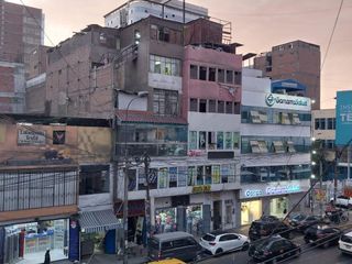 Foto 41 de Local Comercial a la Venta en Gamarra, Ubicación Comercial!