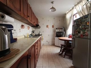 Foto 10 de Amplio Y Muy Bien Distribuido Departamento - 189 M2