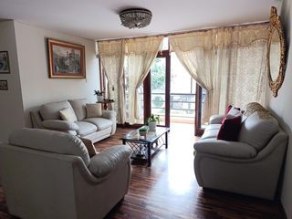Foto 4 de Amplio Y Muy Bien Distribuido Departamento - 189 M2