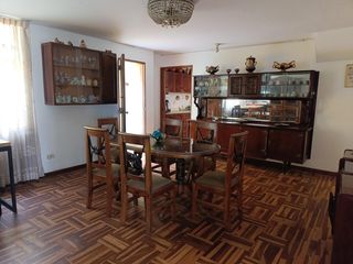 Foto 9 de Amplio Y Muy Bien Distribuido Departamento - 189 M2