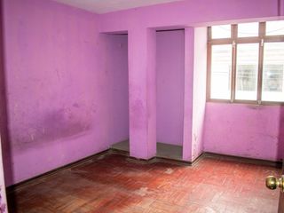 Foto 9 de Venta de amplia casa en Urb. Valdiviezo - SMP