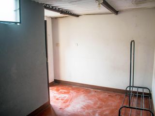 Foto 13 de Venta de amplia casa en Urb. Valdiviezo - SMP