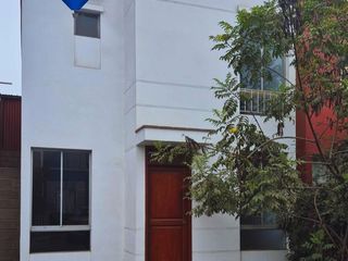 Foto 17 de Acogedora Casa Familiar Con Terraza, Jardín Y Estacionamiento