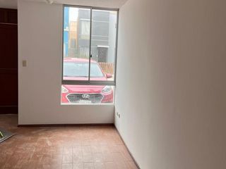 Foto 5 de Acogedora Casa Familiar Con Terraza, Jardín Y Estacionamiento