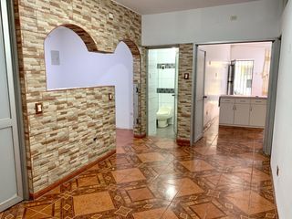 Foto 2 de Departamento a la Venta en San Juan de Lurigancho