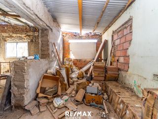 Foto 18 de VENTA CASA A REFACCIONAR ( S. MARTIN)/ 2 DORMIT.