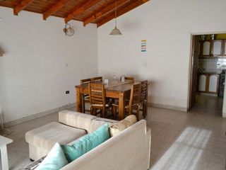 Foto 3 de VENTA CASA DE 4 DORMITORIOS EN Bo VILLA PARODI