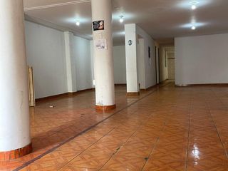 Foto 4 de ALQUILO LOCAL COMERCIAL ZONA EXCLUSIVA EN LOS OLIVOS