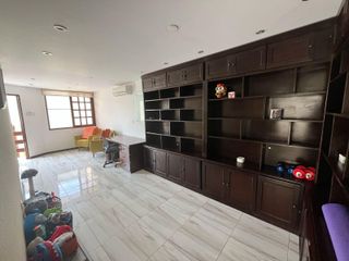 Foto 28 de Vive cerca del mar en una casa amplia y moderna en Pimentel.