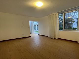 Foto 13 de Casa en Alquiler en el Corazón de San Isidro! Ideal para Vivienda u Oficina