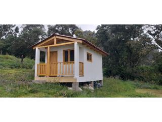Foto 2 de SE VENDE HERMOSO LOTE ESQUINERO EN LA VEREDA EL ALTO DEL AGUILA