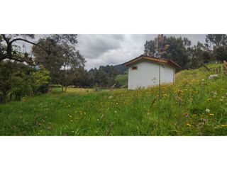 Foto 5 de SE VENDE HERMOSO LOTE ESQUINERO EN LA VEREDA EL ALTO DEL AGUILA