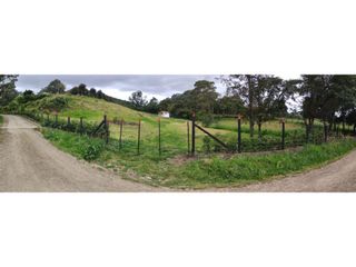 Foto 24 de SE VENDE HERMOSO LOTE ESQUINERO EN LA VEREDA EL ALTO DEL AGUILA