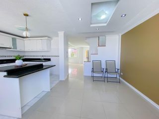 Foto 5 de CASA EN VENTA EN COCHAPAMBA CERCA A LA OCCIDENTAL